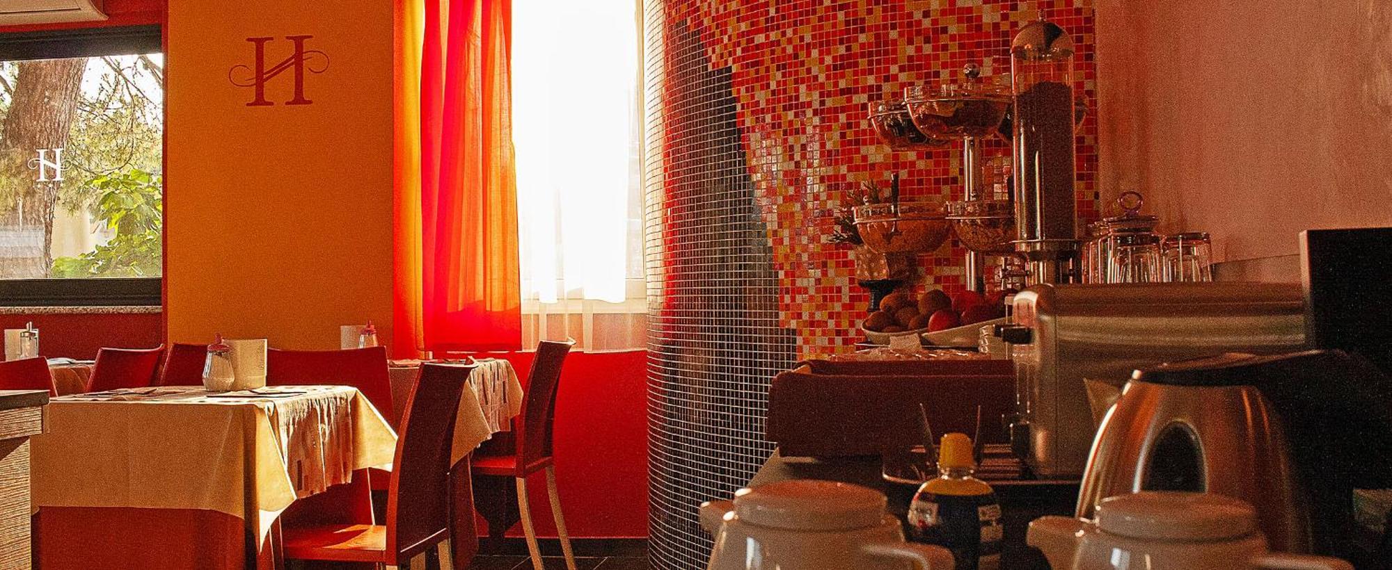 Hotel Savoia Lignano Sabbiadoro Kültér fotó